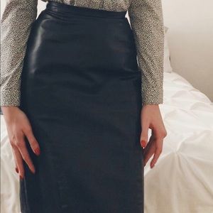 🌸 Vintage Genuine Leather Skirt 🌸